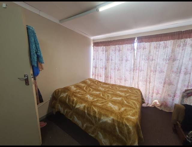 3 BEDROOM HOUSE FOR SALE IN VANDERBIJLPARK SE 6